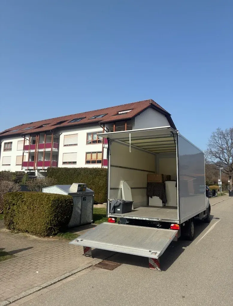 AUT-Umzüge Lkw am Umzugstag